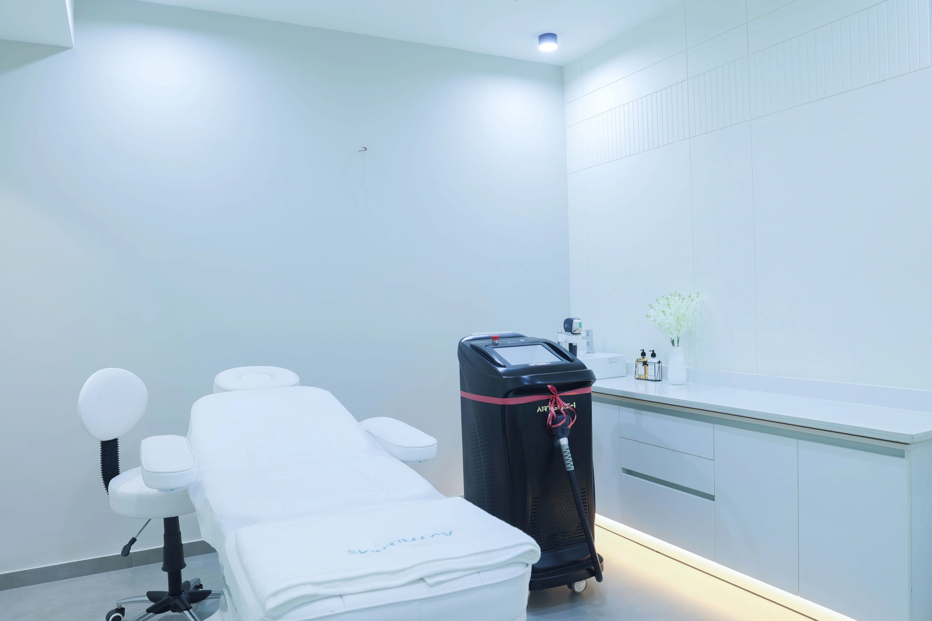 Skintimacy clinic interior 1