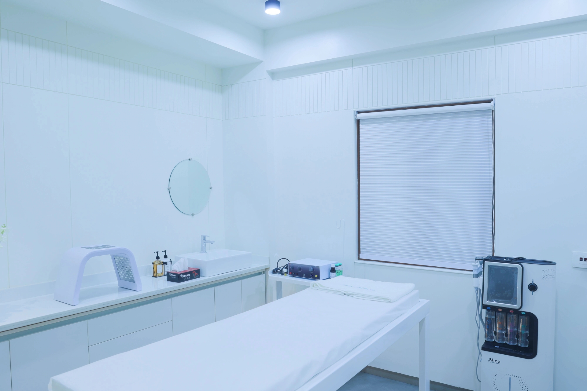 Skintimacy clinic interior 3